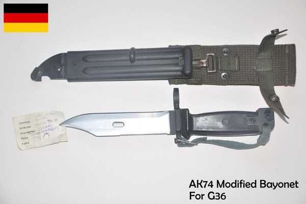 독일군의 G36용 대검. 구 동독이 남긴 AK용 대검의 개조품이다
