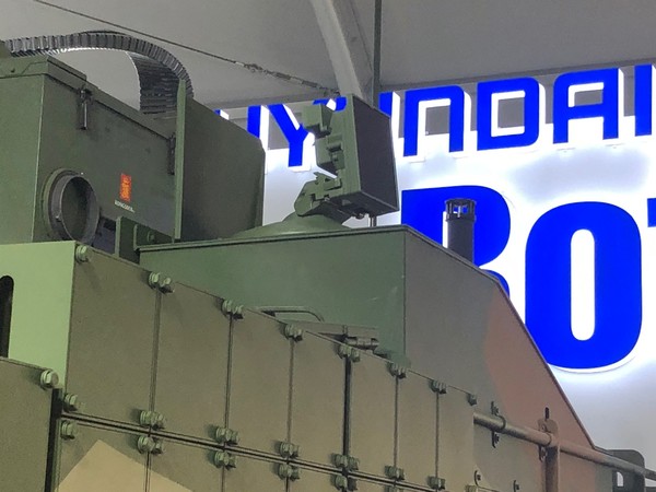 트로피 APS용 대응탄 발사기. 포탑 양옆에 위치.