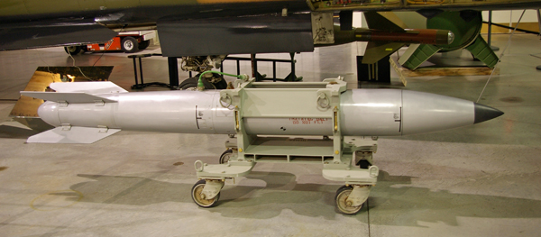 B-61 핵폭탄. (Wikipedia)