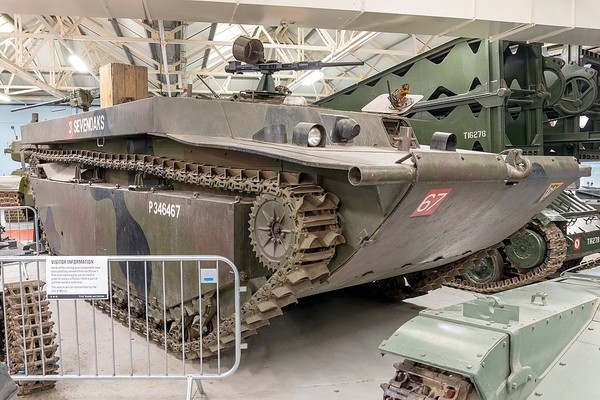 해외 박물관에 전시중인 LVT-4 (Wikipedia)