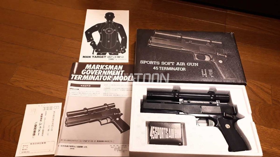 1984년에 등장한 마루젠..이 아니라 마루젠 제품을 노골적으로 카피한 치요다(チヨダ) Marksm,an Government Terminator. 아놀드 슈월츠제네거 주연의 터미네이터가 상영하면서 그 인기에 편승하여 등장한 모델이지만 마루젠 제품의 한계를 나름 극복한 새로운 개념의 시스템이 탑재된 모델이기도 하다.  