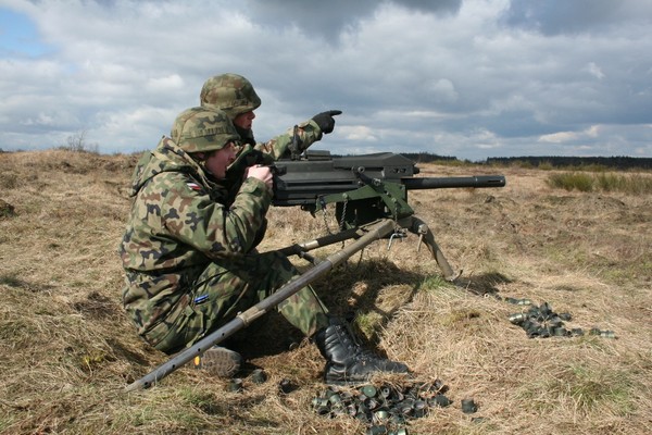 폴란드군이 사용중인 미국제 Mk.19 고속유탄기관총. 사실 비주얼은 이걸 K4라고 설명해도 눈치채기 쉽지 않을 정도로 비슷하기는 하다. (위키피디아)