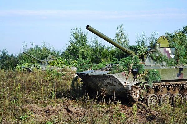 전쟁 전 촬영된 2S9 (우크라이나군)