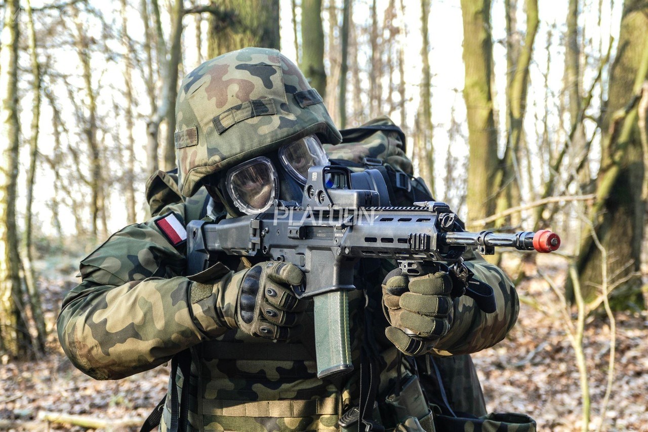 2018년부터 폴란드가 제식으로 채용한 MSBS Grot 소총. 상당히 우수한 소총이다. 