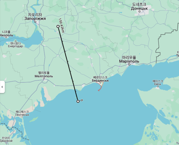 추락지점으로 알려진 장소에서 선을 그어보면 150~160km밖이 우크라이나군 후방이다.