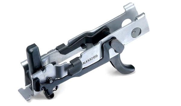 P250용 FCU. P320과 P250 의 FCU에 직접적인 호환성은 없으나 형태와 크기는 매우 유사하게 되어있다. (SIG Sauer)